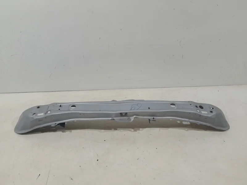 Усилитель бампера Renault Arkana 2019-