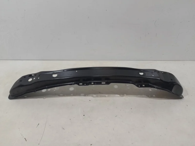 Усилитель бампера Renault Arkana 2019-