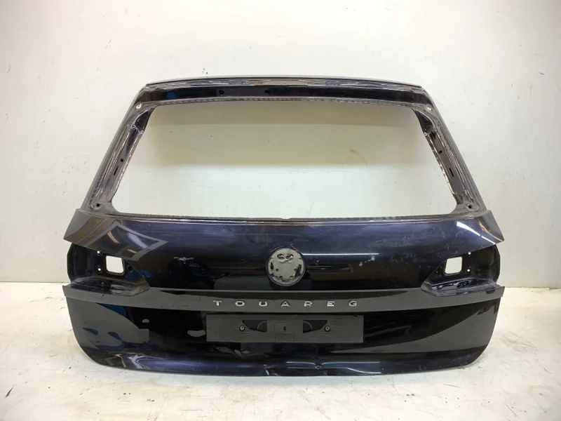 Крышка багажника Volkswagen Touareg 2018-2024 3