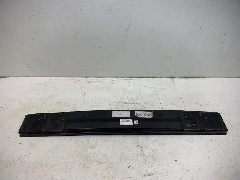 Усилитель бампера Toyota Corolla 2012-2019 E180