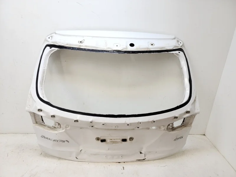 Крышка багажника Hyundai Santa Fe 2012-- 3