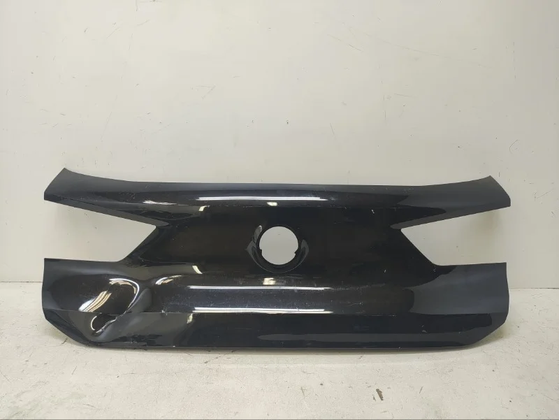 Накладка багажника BMW X2 2017- E39