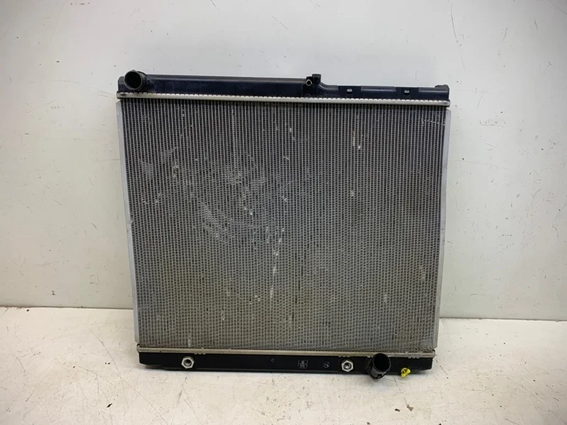 Радиатор охлаждения Toyota Land Cruiser 2015-2021 200