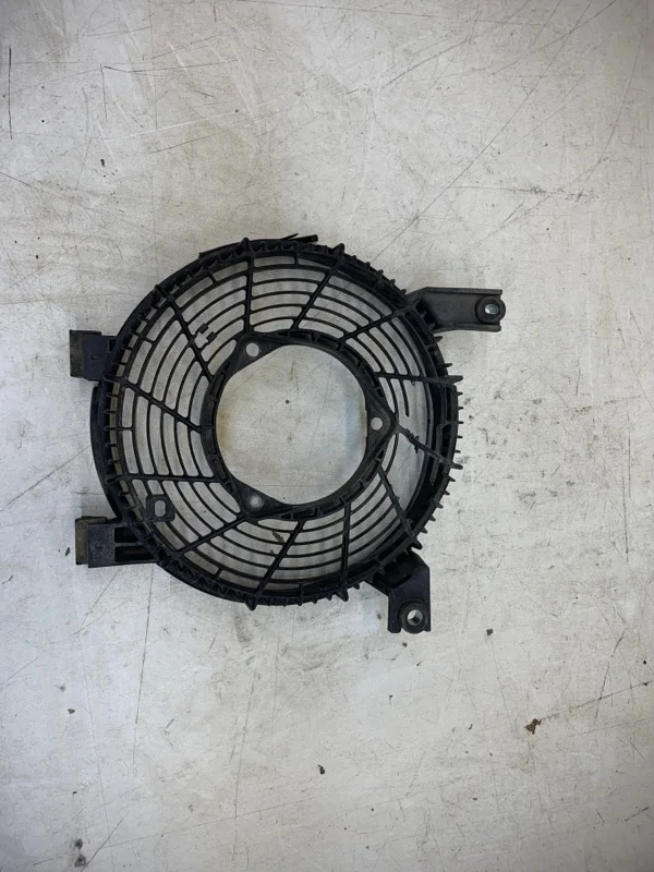 Диффузор вентилятора Toyota Land Cruiser Prado 2009-2023 150