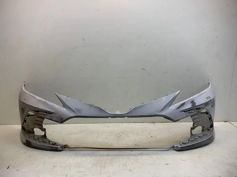 Бампер Toyota Camry 2020-2023 70