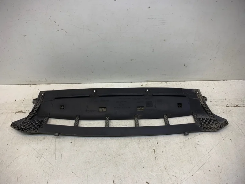 Пыльник бампера AUDI Q5 2012-2016 8R