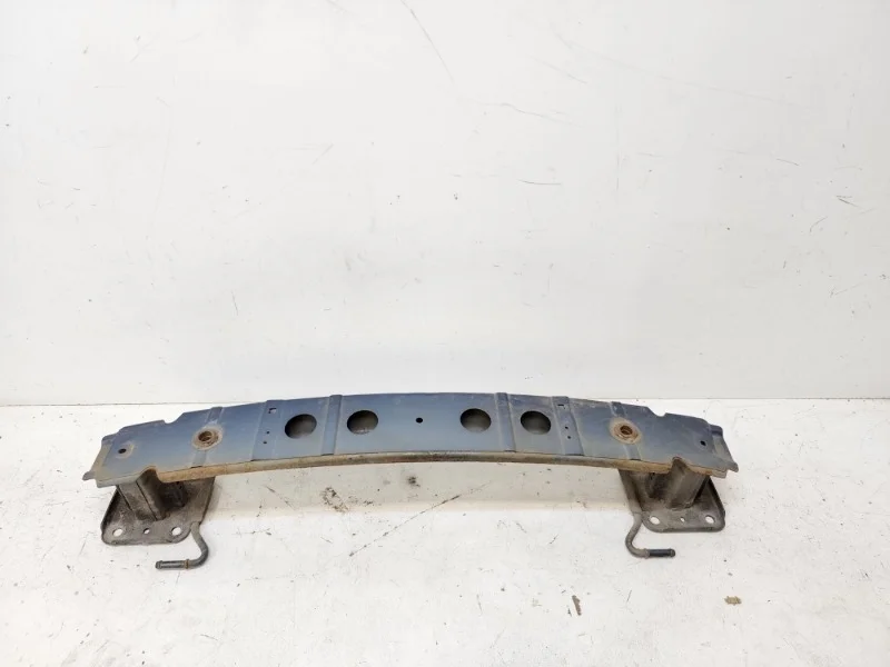 Усилитель бампера Mazda CX-5 2011-