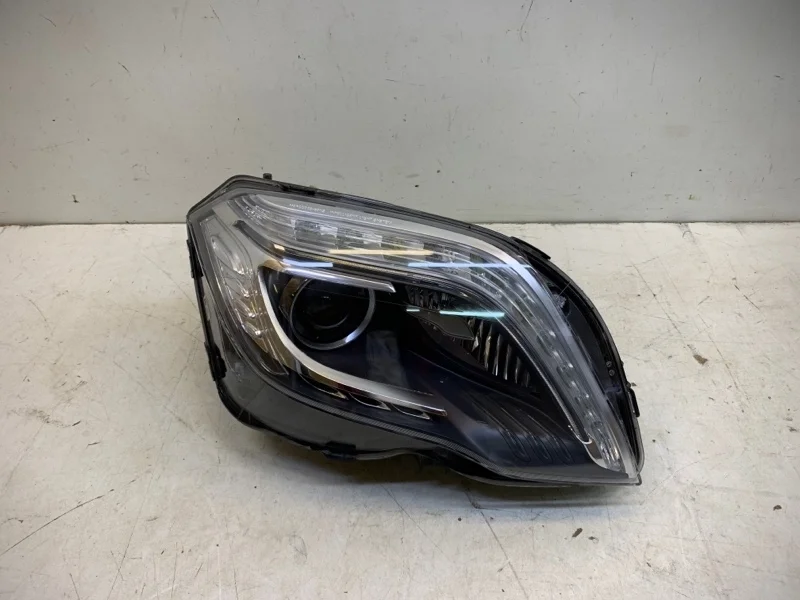 Фара Mercedes-Benz GLK 2012-2015 X204