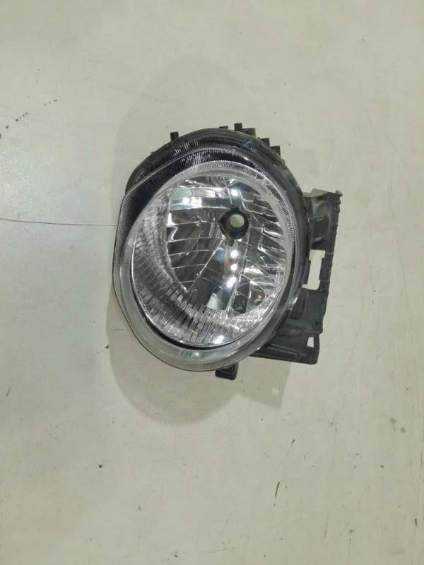 Фара Nissan Juke 2010- F15