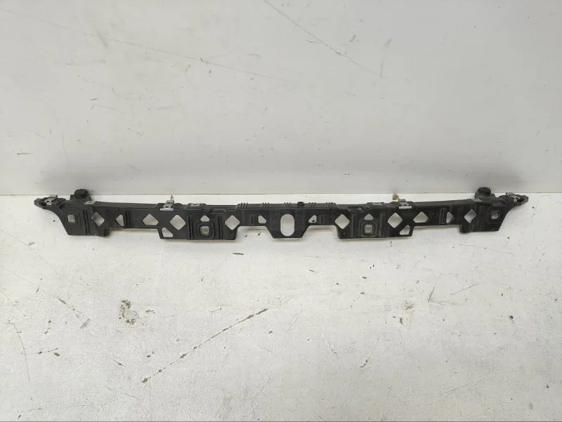 Кронштейн воздуховода радиатора BMW X2 2017- F39