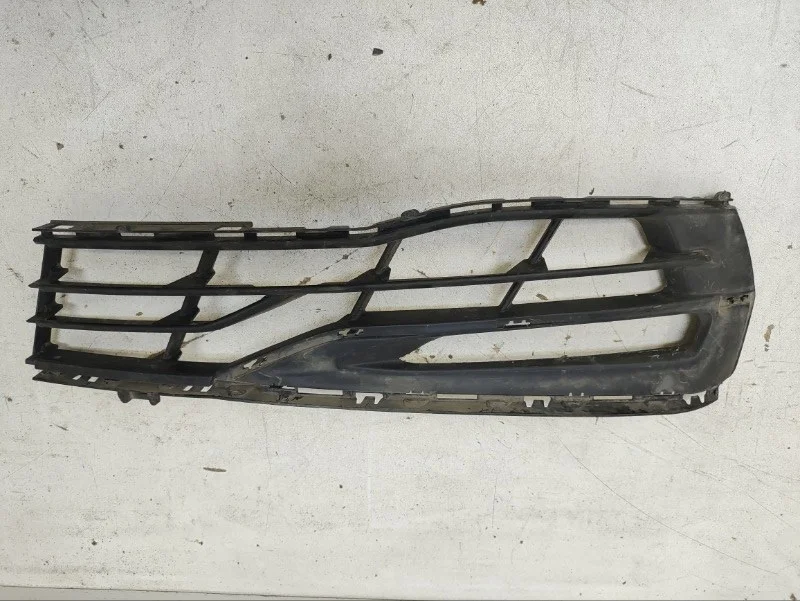 Решетка бампера BMW 5er 2016- G30