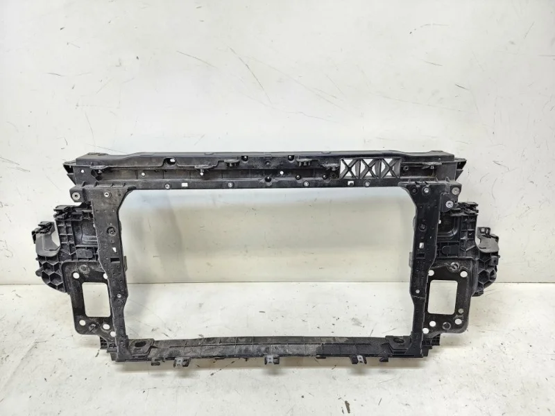 Панель передняя (телевизор) Kia Seltos 2019-2024