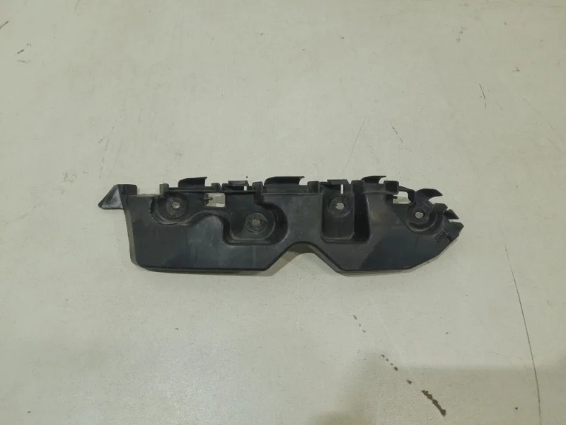 Кронштейн бампера Renault Duster 2016-