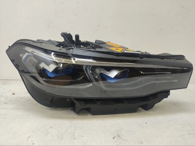 Фара BMW X7 2018- G07