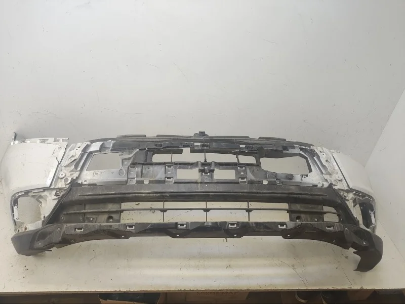 Бампер Outlander 2018- 3