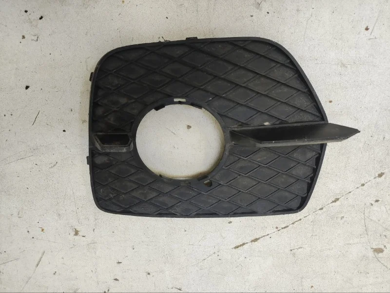 Решетка бампера BMW X6 2007-2012 E71