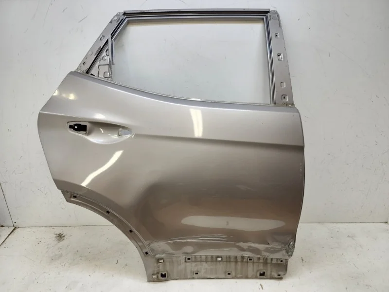 Дверь Hyundai Santa Fe 2012--2018 3
