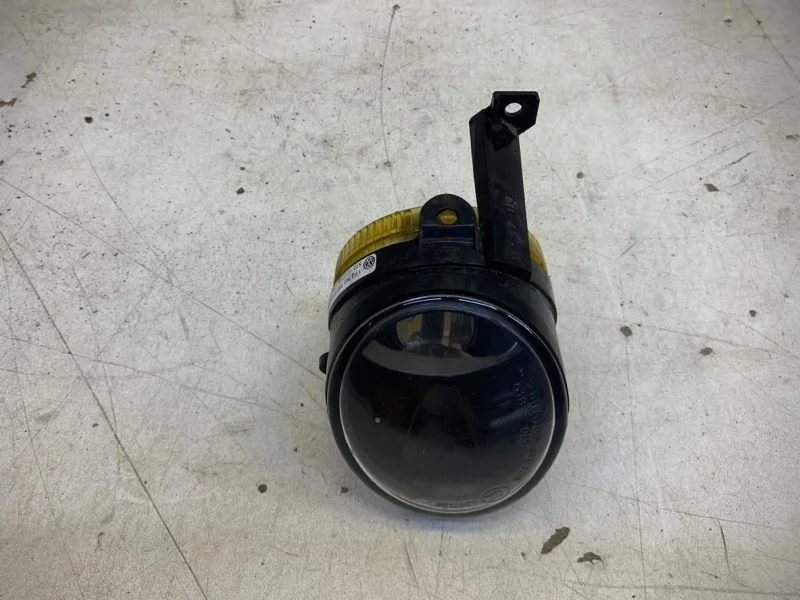 Фара противотуманная Volkswagen Polo 2009-2015