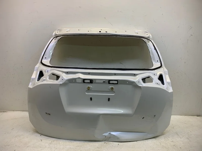 Крышка багажника Toyota Rav4 2012-2015 40