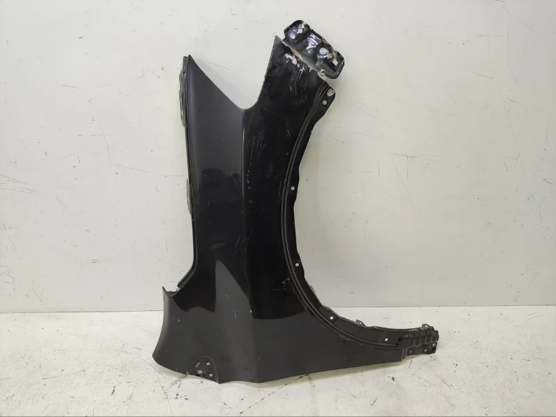 Крыло Suzuki SX4 2013- -CROSS