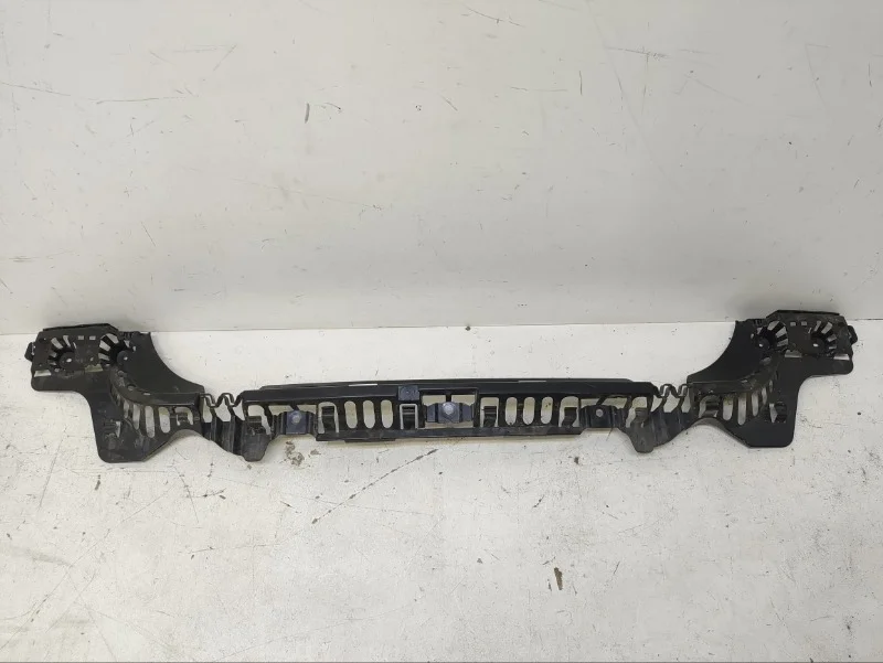 Кронштейн бампера BMW 3er 2015- F30