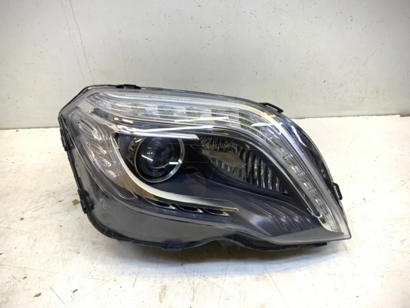 Фара Mercedes-Benz GLK 2012-2015 X204
