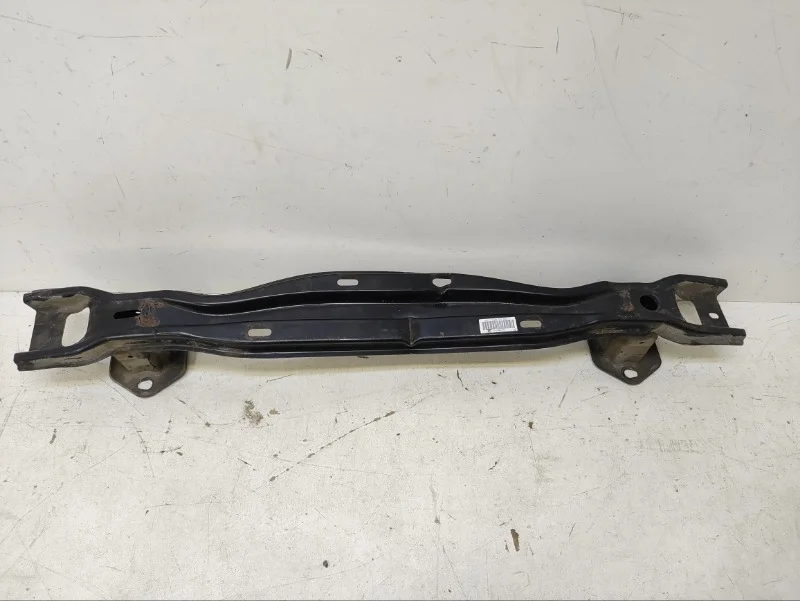 Усилитель бампера BMW 3er 2012-2015 F30