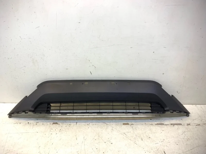 Решетка бампера Toyota Rav4 2018 - 2023 50