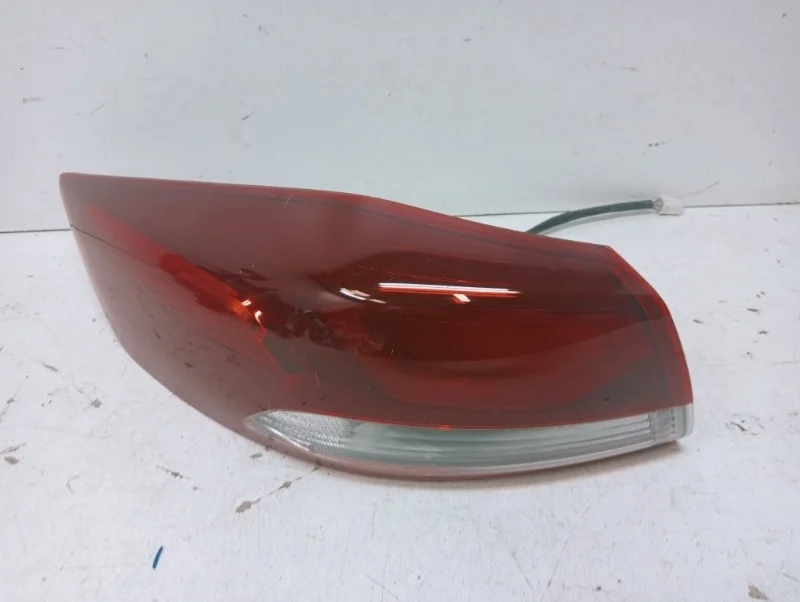 Фонарь Hyundai Elantra 2015-2018 6