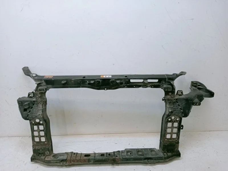 Панель передняя (телевизор) Hyundai Santa Fe 2012- 3