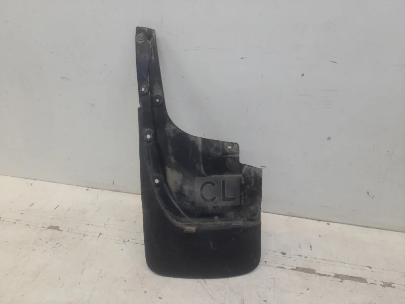 Брызговик Toyota Land Cruiser 2015-2021 200