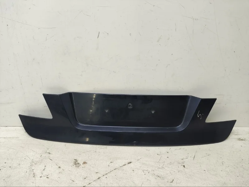 Накладка крышки багажника BMW 7er 2008-2015 F01