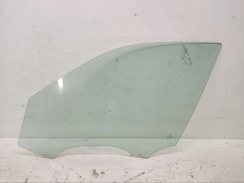 Стекло BMW X5 2006-2010 E70