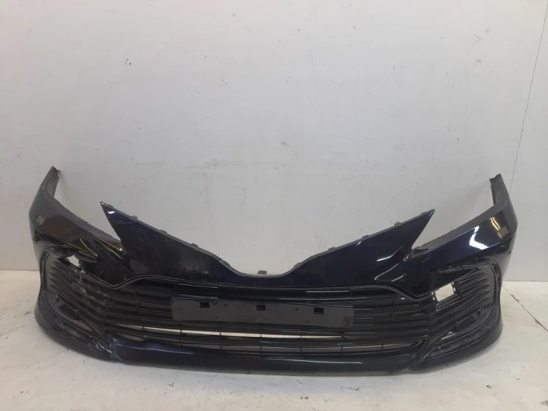 Бампер Toyota Camry 2020-2023 70