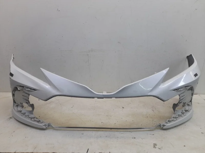 Бампер Toyota Camry 2020-2023 70