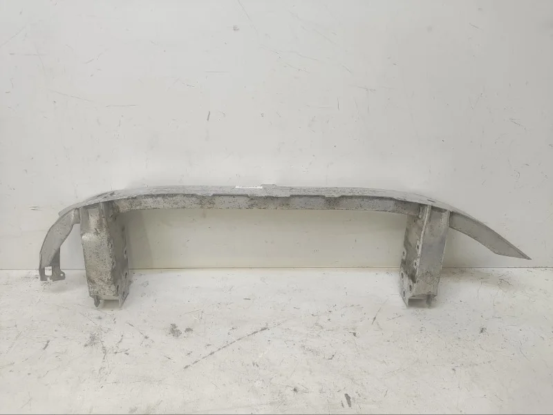 Усилитель бампера BMW 5er 2016- G30