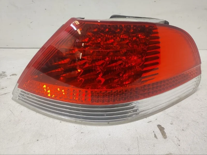 Фонарь BMW 7er 2001-2008 E65