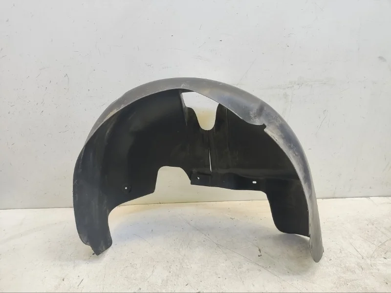 Подкрылок Volkswagen Touran 2003-2015