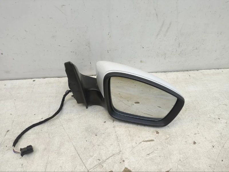 Зеркало Skoda Rapid 2015