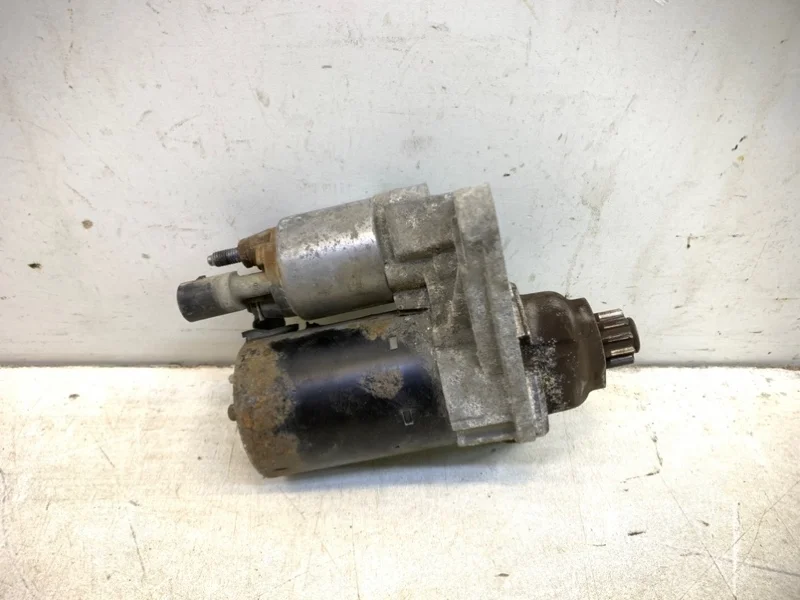 Стартер Skoda Rapid 2015