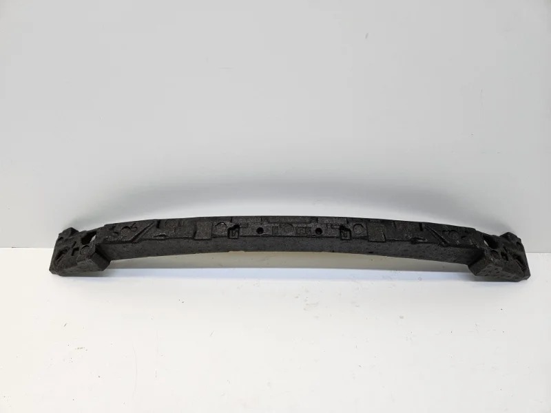 Абсорбер бампера Toyota Camry 2017-2024 70