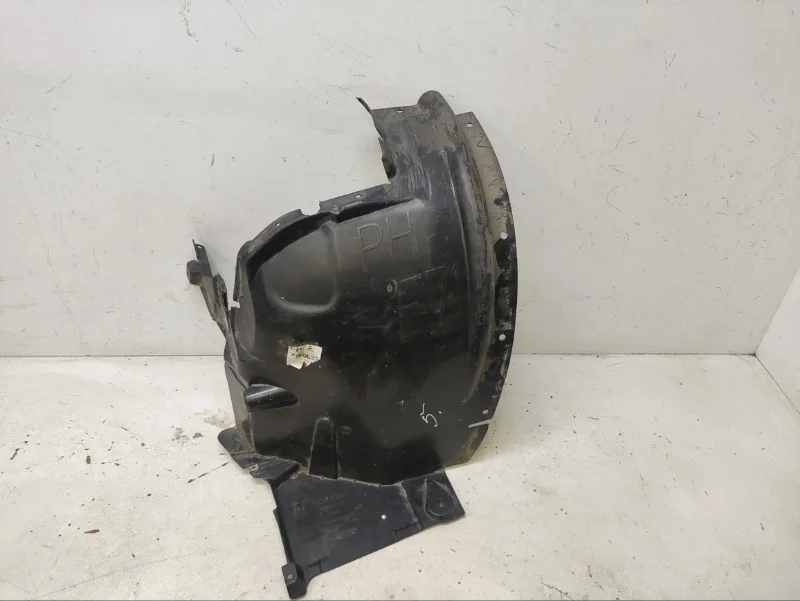 Подкрылок BMW X6 2007-2014 E71