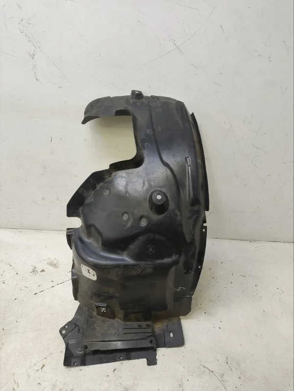 Подкрылок BMW 3er 2005-2013 E90