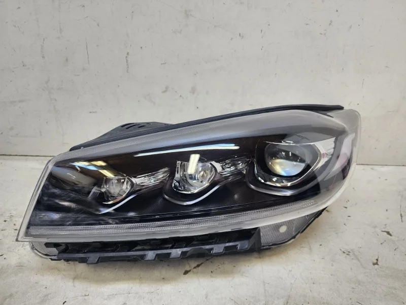 Фара Kia Sorento Prime 2017-2020 3