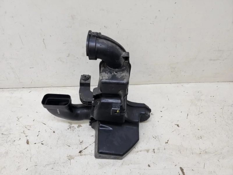 Резонатор воздушного фильтра Kia Rio 2017-2020 4