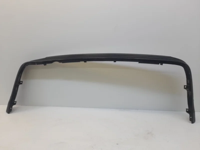 Спойлер бампера Toyota Land Cruiser 2015-2021 200