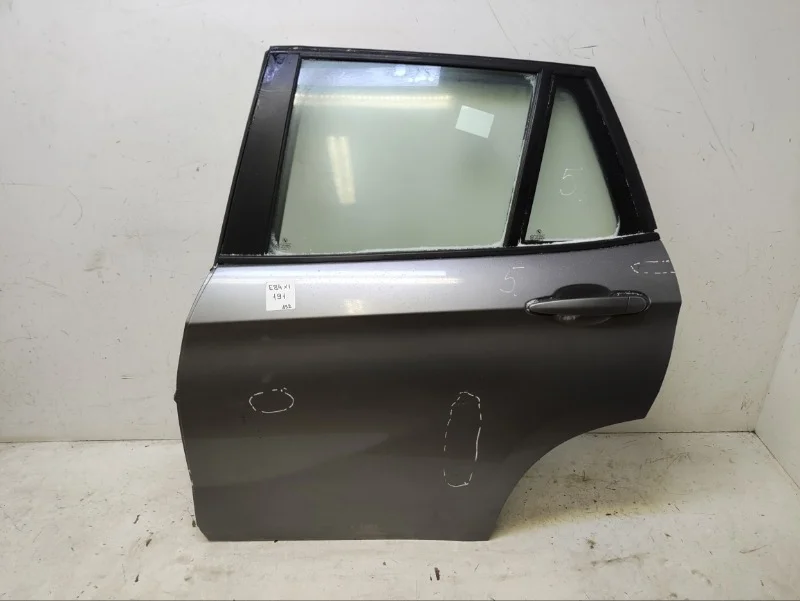 Дверь BMW X1 2009-2015 E84