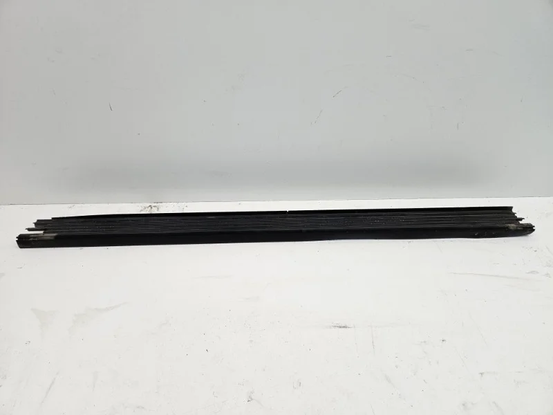 Порог Toyota Land Cruiser 2012-2015 200