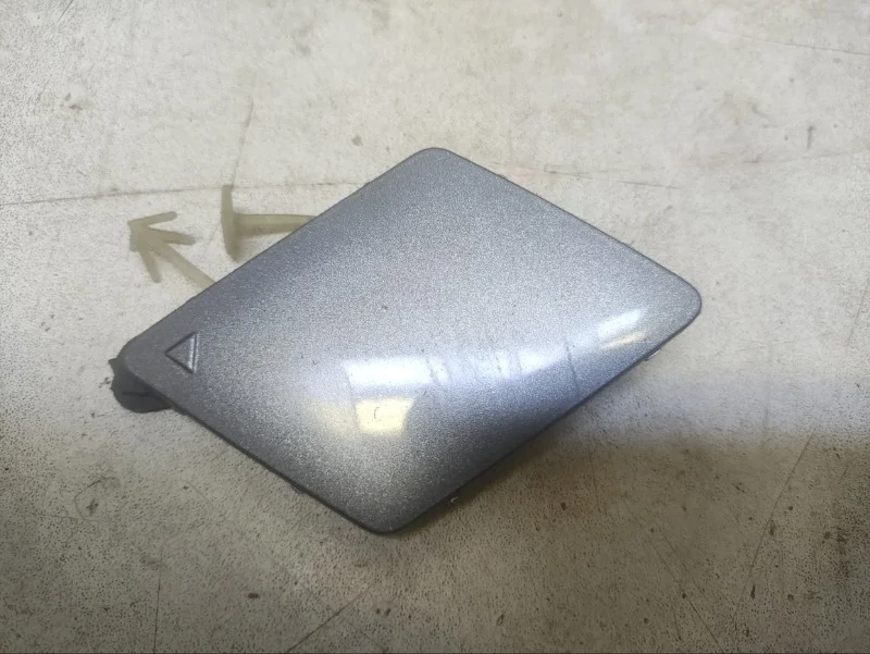 Заглушка буксировочного крюка BMW 5er 2010-2013 F10