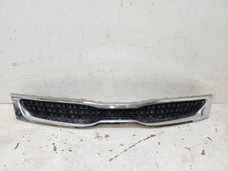 Решетка радиатора Kia Rio X-Line 2017-2020 4